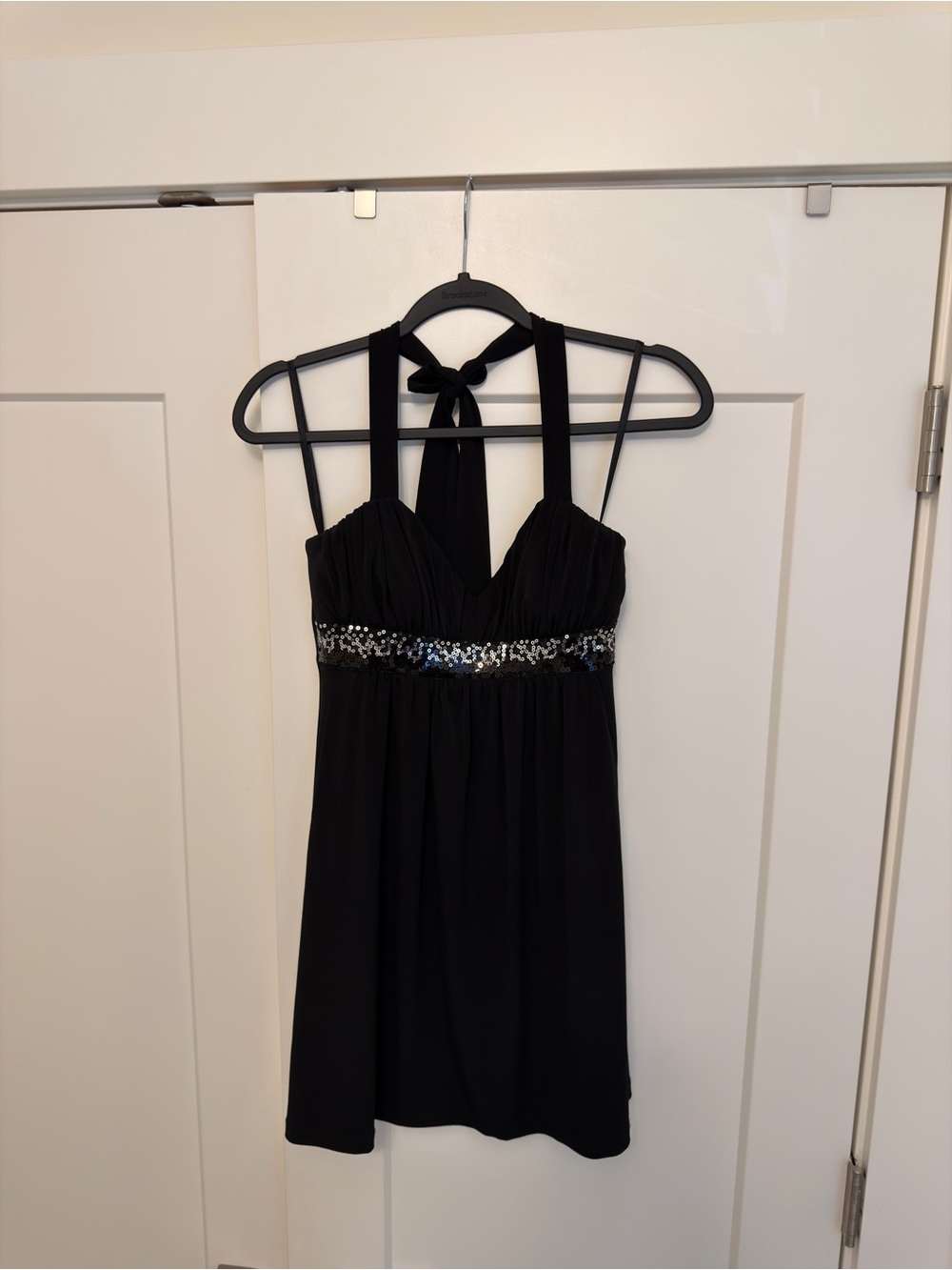 Retro Doll Black Halter-Back Cocktail Dress with Sequin Waist